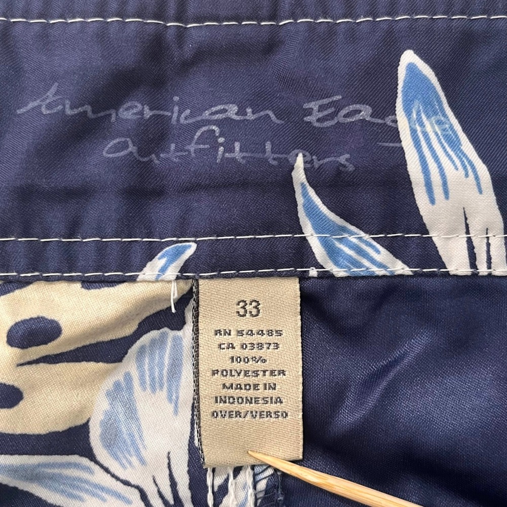 American Eagle Mens Board Shorts 33 Navy Floral Tropical Swim Trunks Beachwear - Picture 3 of 9